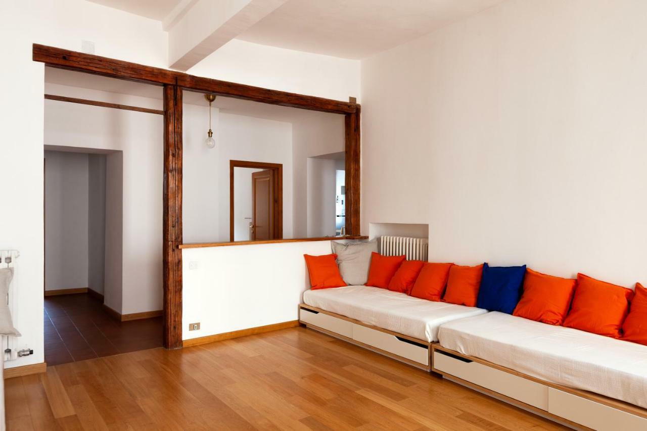 Maison Isabella - Appartamento Nel Cuore Di Aosta Exterior foto